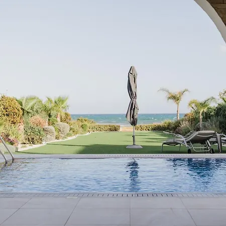 Villa Eros Retreats Beachfront Ayia Napa
