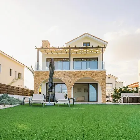 Villa Eros Retreats Beachfront Ayia Napa