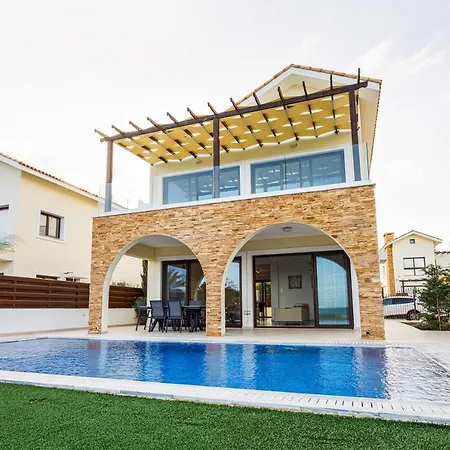 Villa Eros Retreats Beachfront