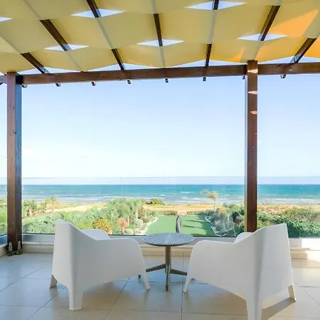 Eros Retreats Beachfront *